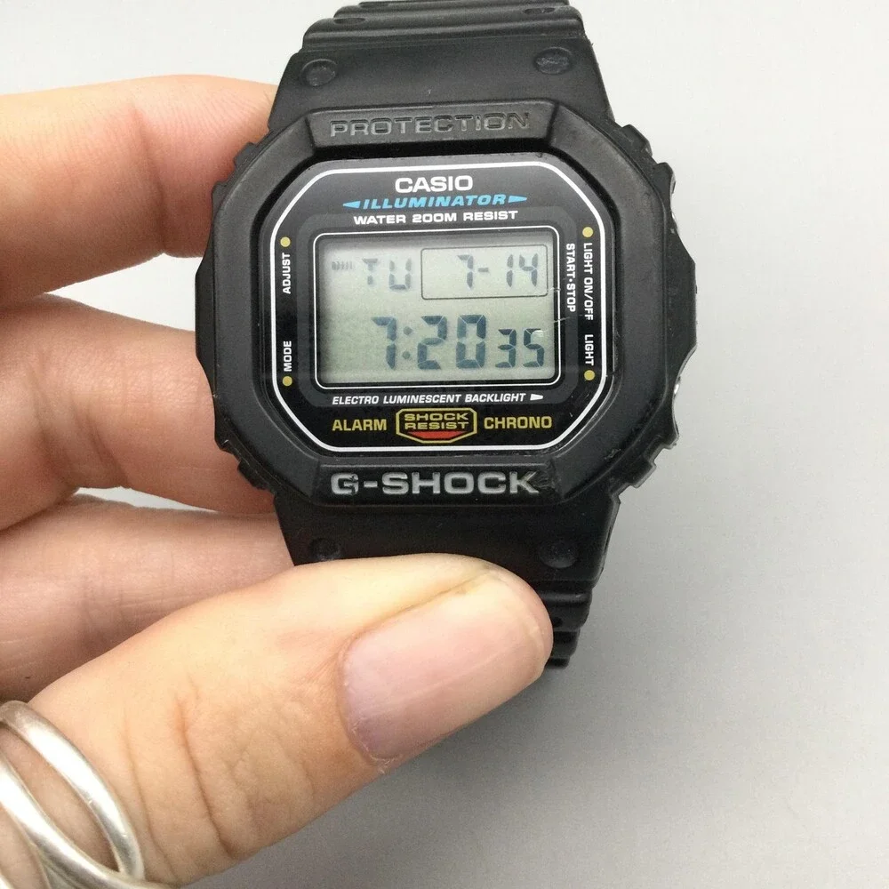 Casio G-Shock 3229 DW-5600E Mens Watch 38mm Digital Black BROKEN BACKLIGHT